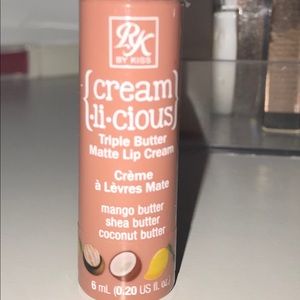Triple butter matte lip cream